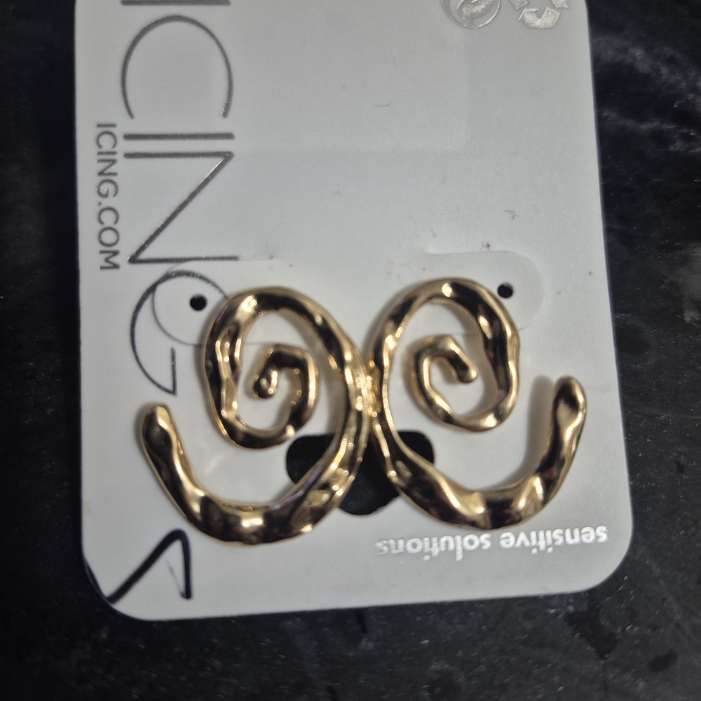 Icing Gold Hoop Earrings